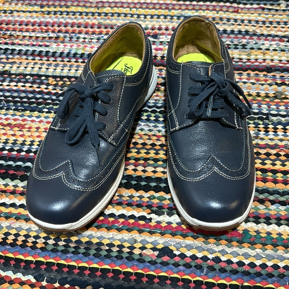 Florsheim size 6M navy blue shoes, tie ups leather uppers